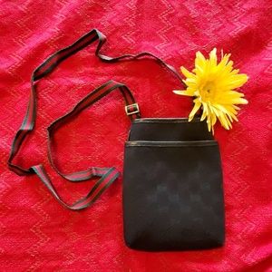 Gucci GG mini messenger